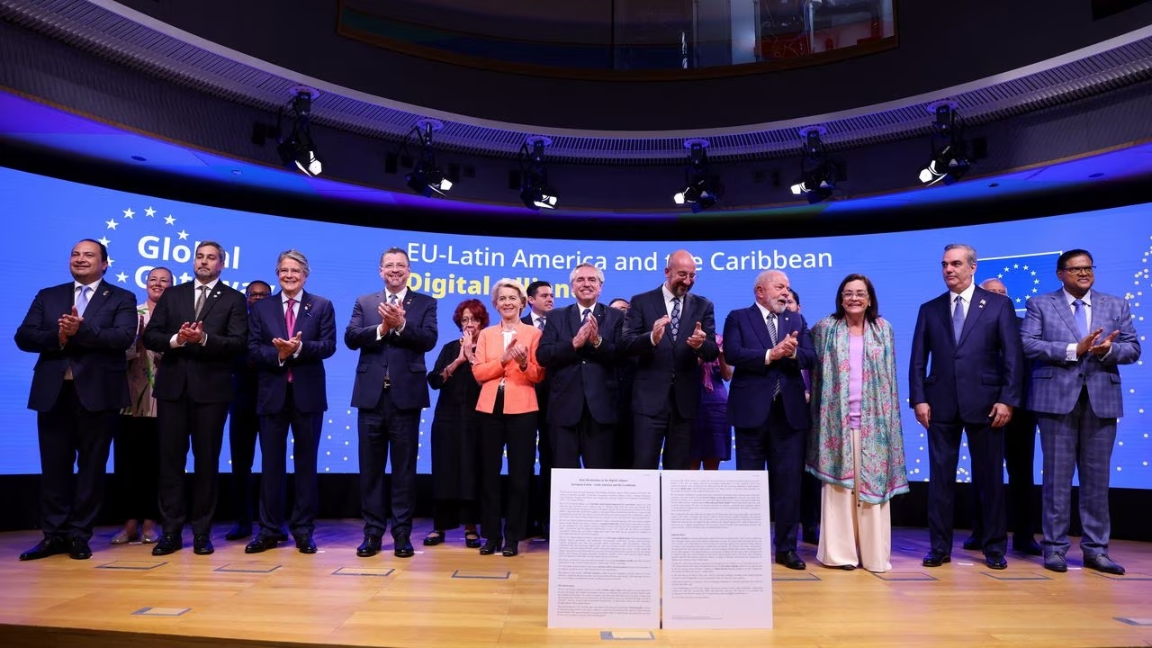 UE Y AMÉRICA LATINA CARIBE PROFUNDIZAN SU ALIANZA DIGITAL