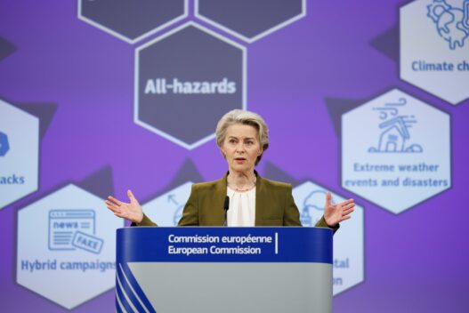 VON DER LEYEN ADVIERTE QUE EL GASTO MILITAR RUSO VA CAMINO DE SUPERAR AL DE LOS 27 PAÍSES DE LA UNIÓN EUROPEA​