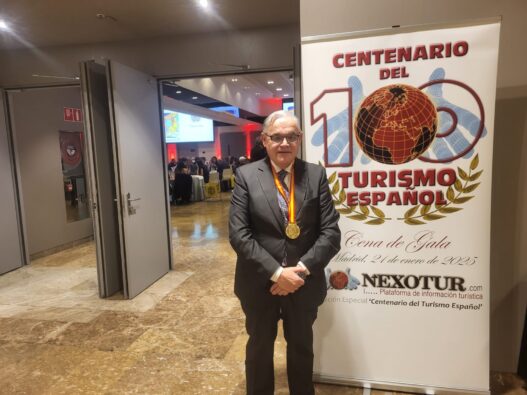 NEXOTUR PREMIA ALBERTO BARCIELA CON LA MEDALLA DEL CENTENARIO DEL TURISMO ESPAÑOL ​