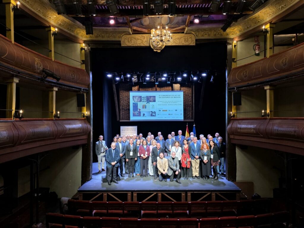 Grupo de participantes en el IX Congreso de Editores en Alcalá de Henares